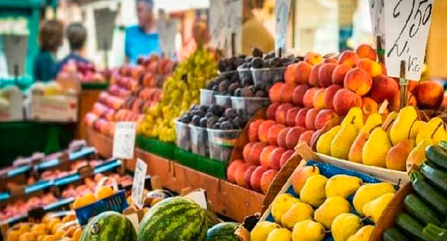 Meyvə qiymətləri 30 faizə qədər artıb: Rəsmi statistika ilə reallıq üst-üstə düşmür