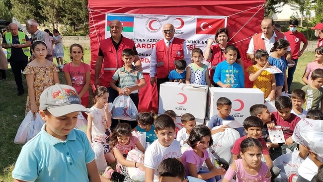 T&uuml;rk Qızılay Cəmiyyətindən Qarabağda təhsilə dəstək