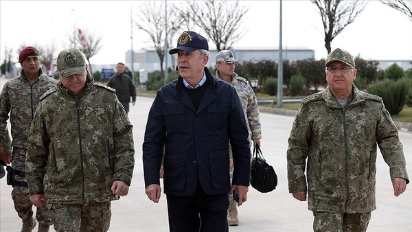 &ldquo;Zəlzələnin yaralarını sarımaq &uuml;&ccedil;&uuml;n fədakarlıqla &ccedil;alışan Mehmetcik sərhədlərin təhl&uuml;kəsizliyi və terrorla m&uuml;barizə fəaliyyətlərini də eyni əzmlə davam etdirir&rdquo;