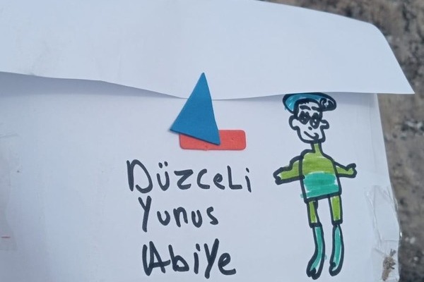 Mehmetcik məktəblərindəki uşaqlardan əsgər qardaşlarına təşəkk&uuml;r məktubları