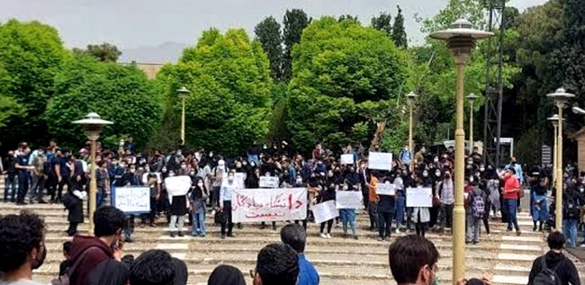 Tehranda İran h&ouml;kumətinə dəstək mitinqi başlayıb
