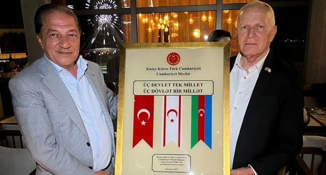 Bir millət, &uuml;&ccedil; d&ouml;vlət