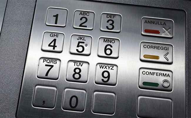 Nə &uuml;&ccedil;&uuml;n pultlarda, bankomatlarda və k&ouml;hnə telefonlarda &ldquo;5&rdquo; d&uuml;yməsinin &uuml;st&uuml;ndə n&ouml;qtə olur?
