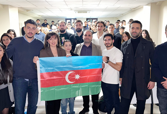 T&uuml;rkiyənin Bah&ccedil;eşehir Universitetində Zəfər G&uuml;n&uuml; qeyd edilib