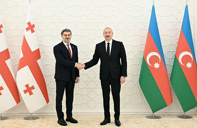 Azərbaycan Prezidenti İlham Əliyev G&uuml;rc&uuml;stanın Prezidenti Mixeil Kavelaşvili ilə təkbətək g&ouml;r&uuml;ş ke&ccedil;irib