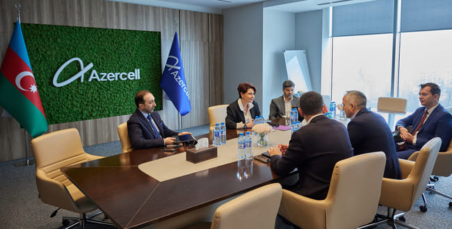 Azercell və UiPath Azərbaycanda biznesin avtomatlaşdırılması və s&uuml;ni intellektin tətbiqi sahəsində əməkdaşlığa başlayır