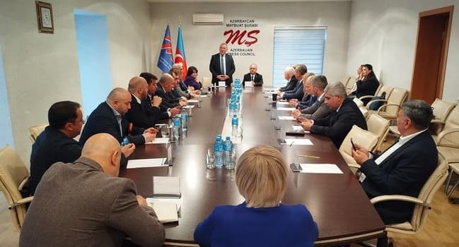 T&uuml;rkiyənin Azərbaycandakı Səfiri Mətbuat Şurasında olub