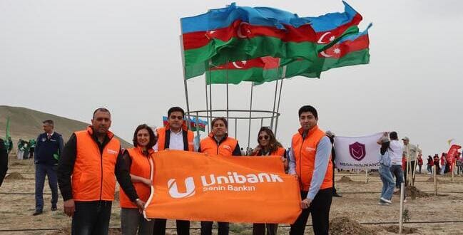 Unibank ağacəkmə aksiyasında iştirak edib