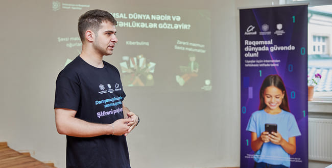 Azercell &ldquo;Məktəblilər &uuml;&ccedil;&uuml;n Kibermaarifləndirmə Proqramı&rdquo;na start verdi