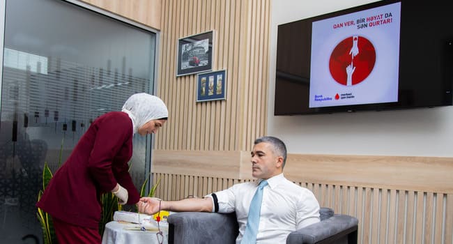 Bank Respublika “Ümumdünya Qan Donoru Günü”nə həsr olunmuş qanvermə aksiyası keçirib