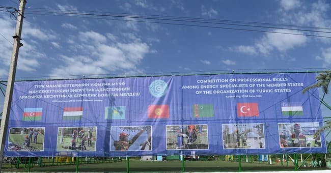 “Azərişıq” ASC-nin gənc mütəxəssisləri Qırğızıstanda 2 nominasiya üzrə qalib olublar