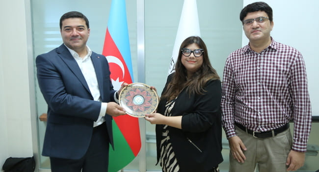 Pakistanlı MBA tələbələri “Ulduz” şokolad fabrikində istehsalat turunda iştirak ediblər