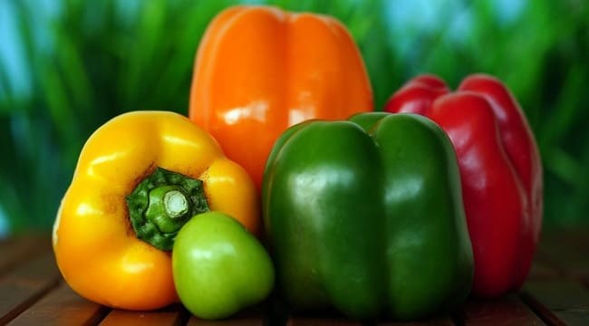 Tərkibi vitamin, lif və antioksidantlarla zəngin bolqar bibəri insan sağlamlığına necə təsir edir? - Video