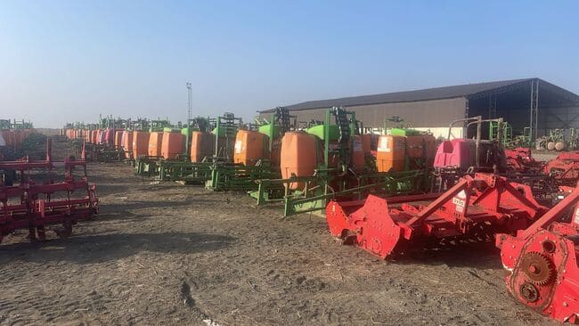 Prime Cotton K&uuml;rdəmir rayonunda yerləşən kənd təsərr&uuml;fatı texnika və avadanlıqlarının satışını elan edir