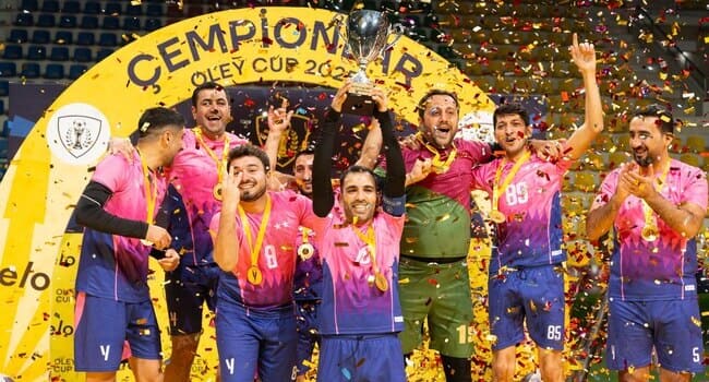 Yelo Bank əməkdaşları arasında futbol &ccedil;empionatı ke&ccedil;irilib
