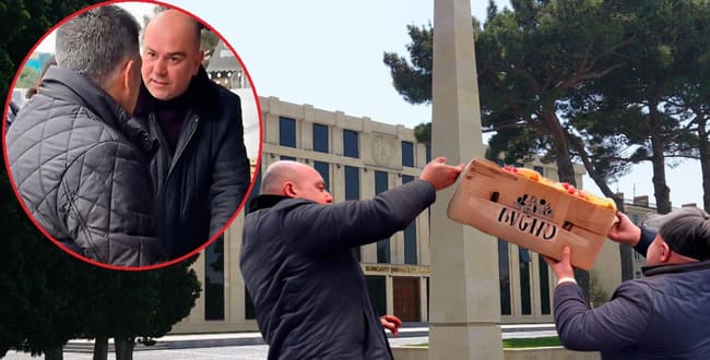 Bir c&uuml;mlə ilə &ldquo;məşhurlaşan&rdquo; məmurun vəzifəsi... Toplananların yeri dəyişsə də, cəm dəyişmir