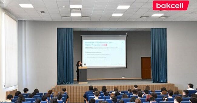 Bakcell və Gənclər Fondu Qarabağ Universitetində tələbələrlə görüş keçirib