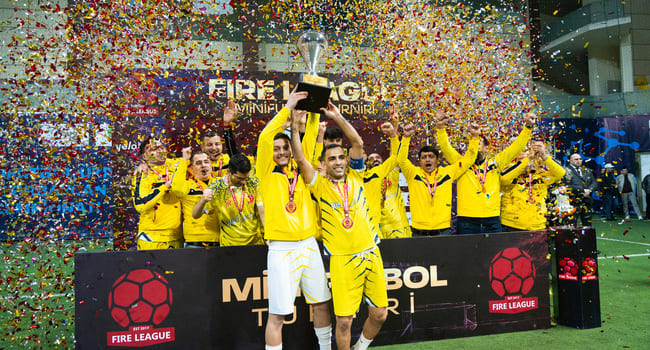 Yelo Bank banklararası mini-futbol liqasının &ccedil;empionu olub