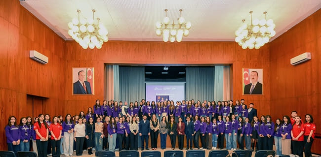 Azercell-in dəstəyi ilə &ldquo;FutureFem 2.0&rdquo; layihəsinə start verilib