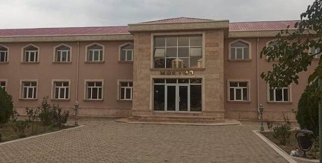 &ldquo;Biz sizə nə etmişik?&rdquo; &ndash; Nax&ccedil;ıvanda məktəb yaxınlığına h&uuml;cumdan sonra şagirdin videom&uuml;raciəti insanları k&ouml;vrəltdi