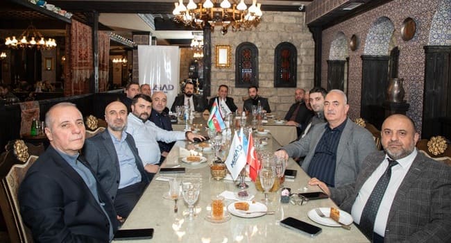 M&Uuml;SİAD Azərbaycan tərəfindən M&uuml;qəddəs Ramazan ayı m&uuml;nasibətilə dərnəyin &uuml;zvləri &uuml;&ccedil;&uuml;n #BizBizə iftar proqramı təşkil edilib