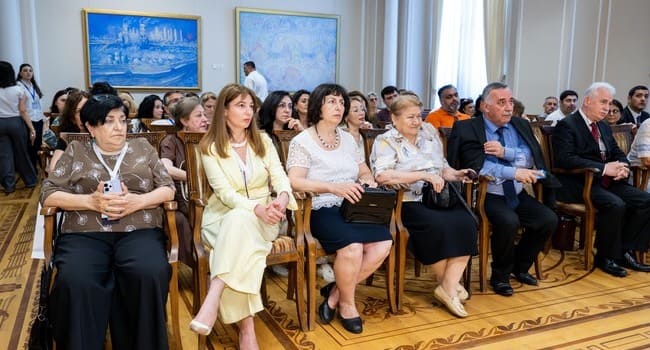 Azərbaycan Milli İncəsənət Muzeyində Birinci Türkoloji Qurultayın 100 illiyinə həsr olunmuş elmi seminar keçirilib