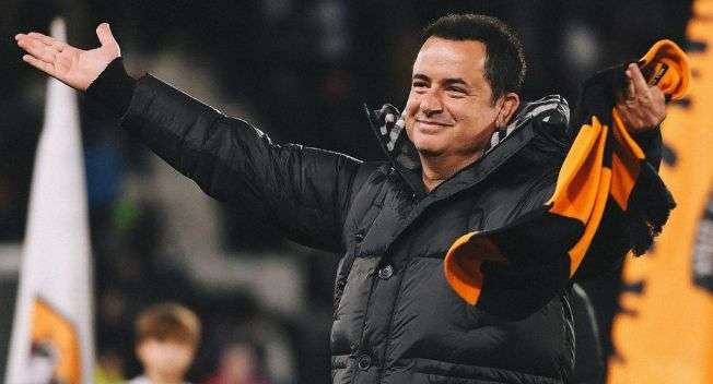 Acun Ilıcalı Resigns as Fenerbahçe Vice President Amid Club Reshuffle